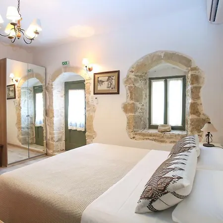 Pasiphae Villa *